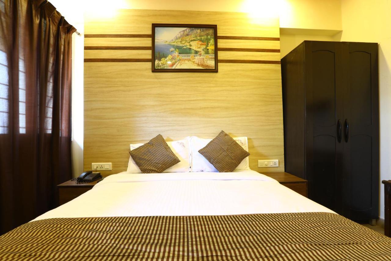 Hotel Sona Панаджи Экстерьер фото
