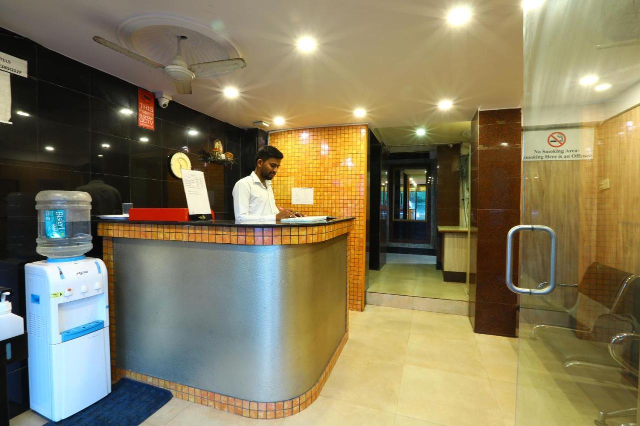 Hotel Sona Панаджи Экстерьер фото