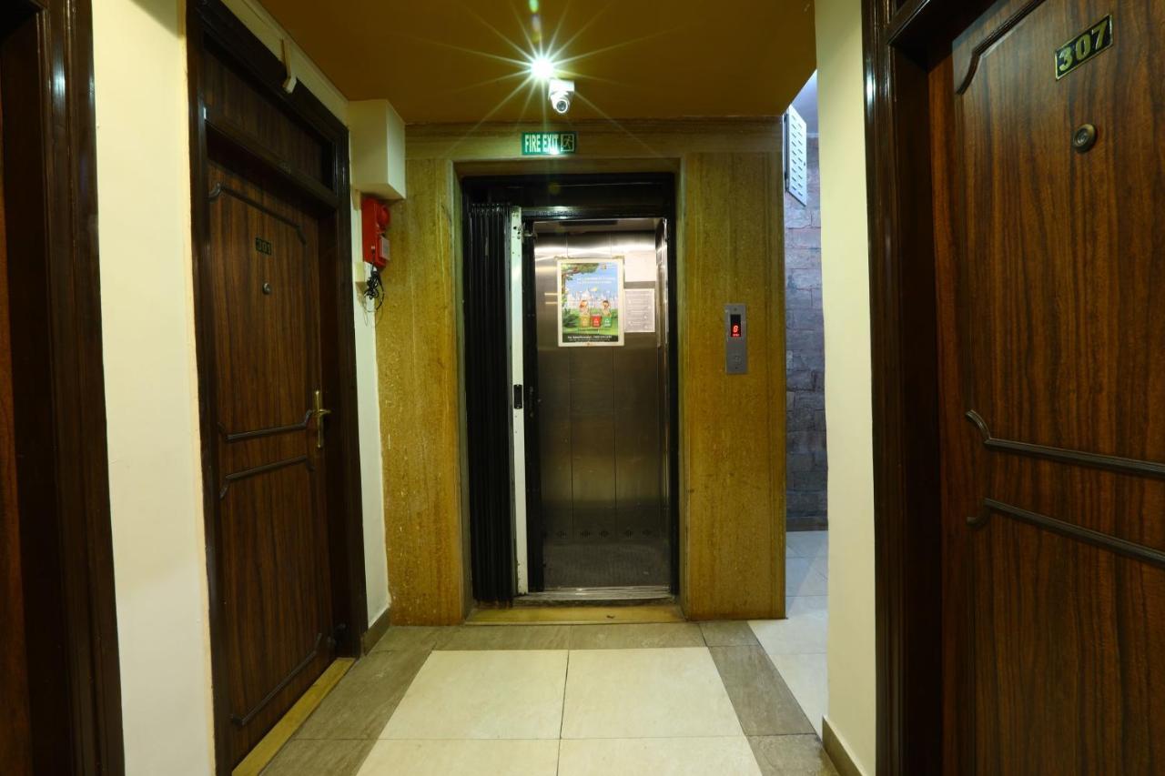 Hotel Sona Панаджи Экстерьер фото