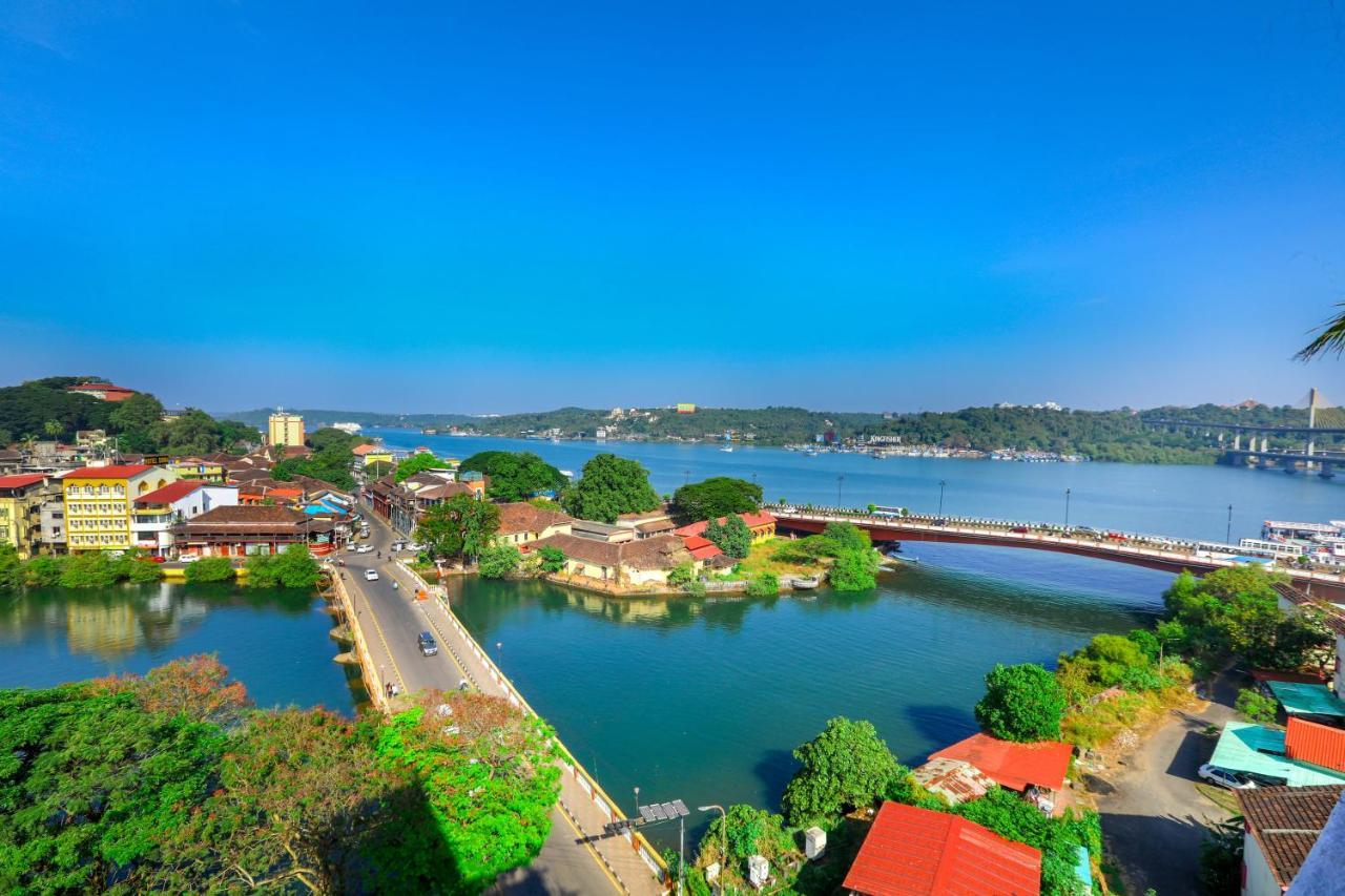 Hotel Sona Панаджи Экстерьер фото