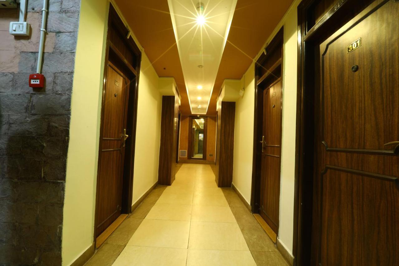 Hotel Sona Панаджи Экстерьер фото